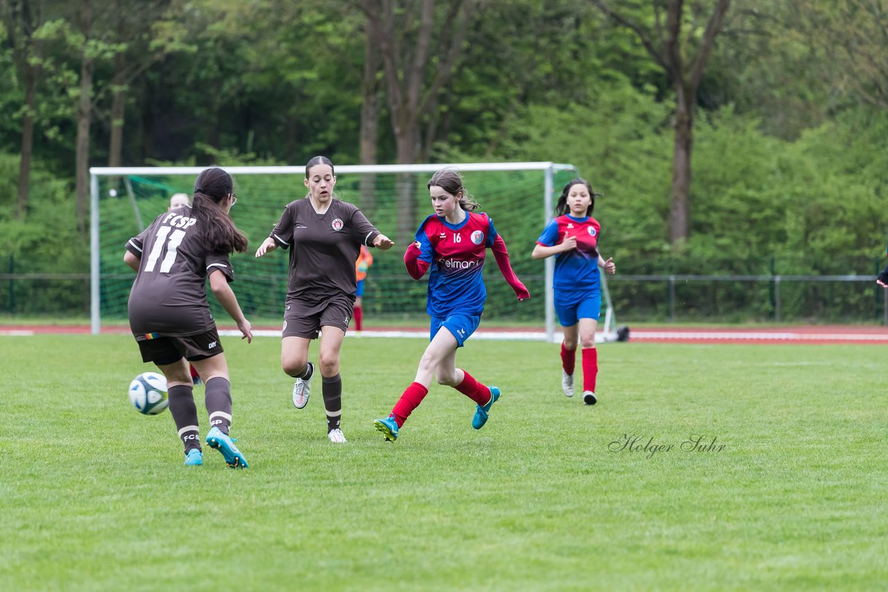 Bild 127 - wCJ VfL Pinneberg3 - St.Pauli : Ergebnis: 2:1